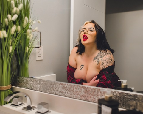 Header of bigtiddies_wetpussy