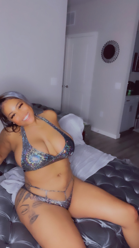 Header of briellagalaxyxxx