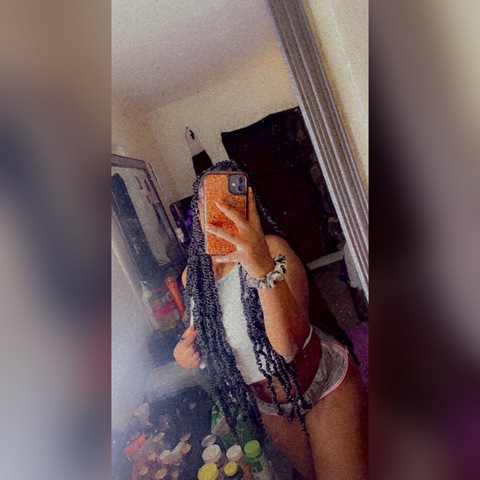 Header of freaknikk.daee